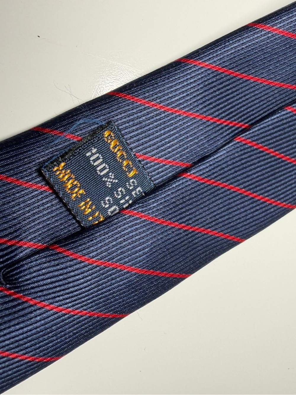 Gucci Navy Tie with Red Diagonal Stripe - Picture 6 of 12
